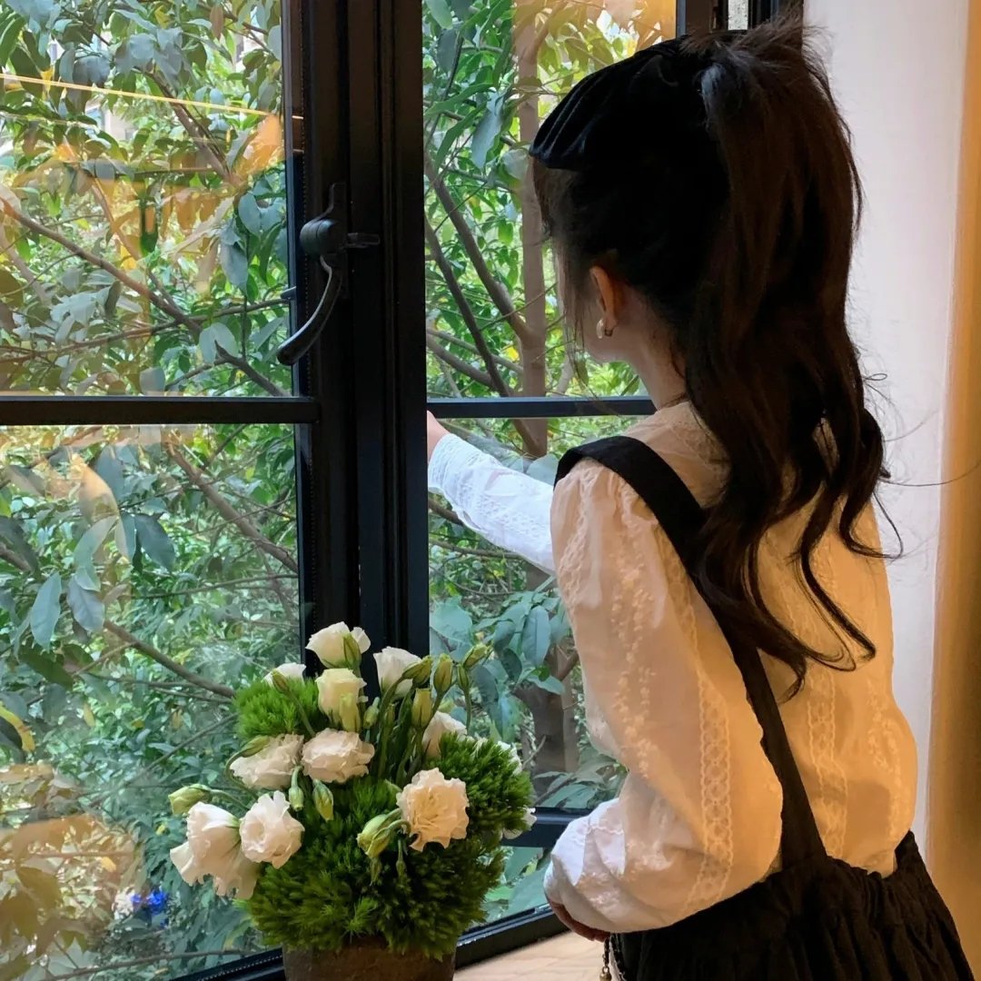 彩凤云裳